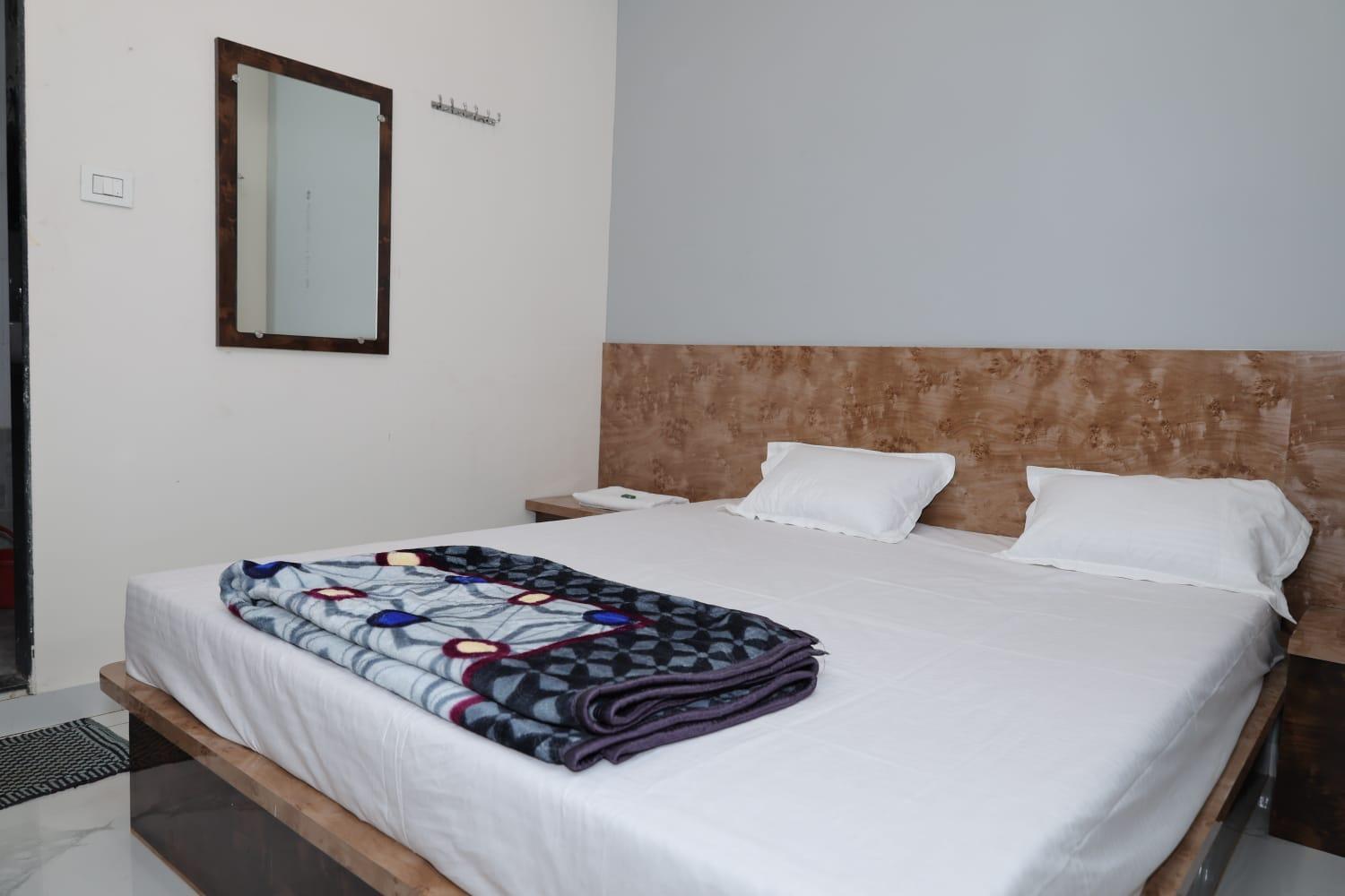 Shree Jyotirlinga Residency Hotel Ellora Exterior photo
